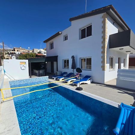 Michael Angelo Villa Paphos ภายนอก รูปภาพ