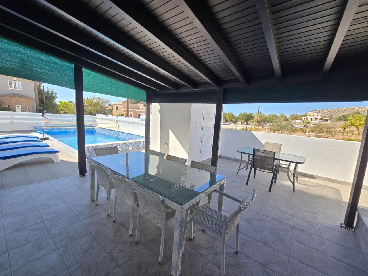 Michael Angelo Villa Paphos ภายนอก รูปภาพ