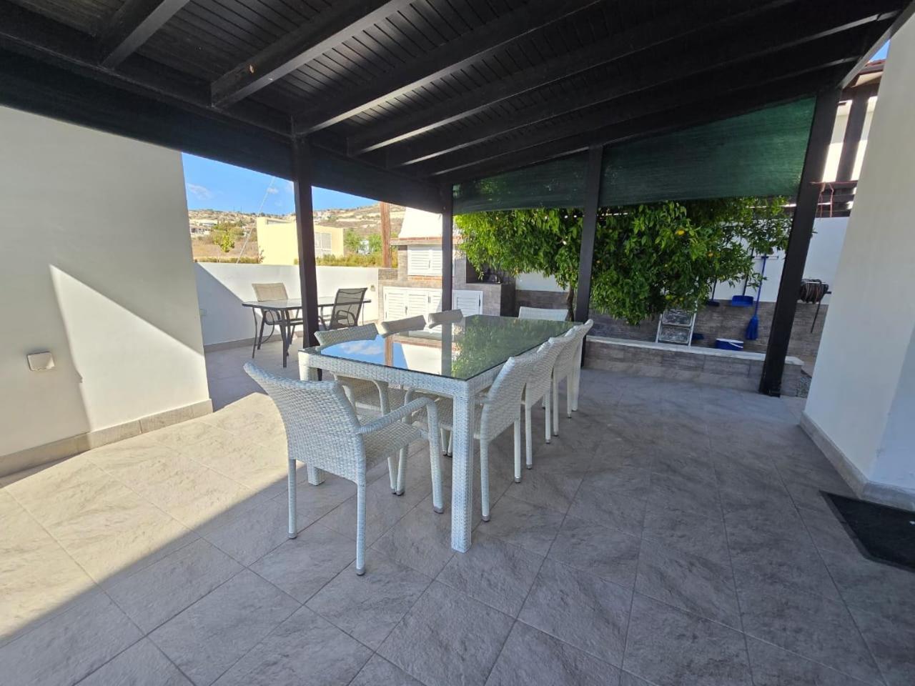 Michael Angelo Villa Paphos ภายนอก รูปภาพ