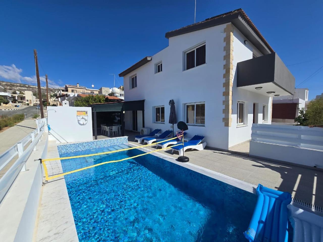 Michael Angelo Villa Paphos ภายนอก รูปภาพ