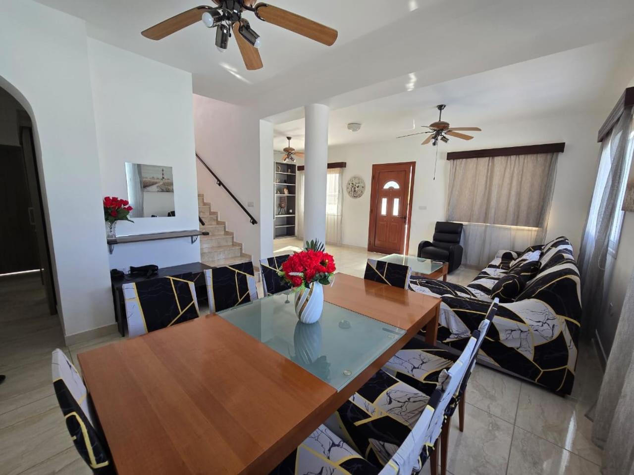 Michael Angelo Villa Paphos ภายนอก รูปภาพ