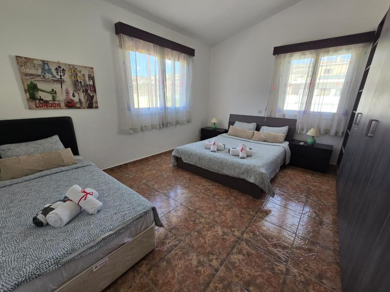 Michael Angelo Villa Paphos ภายนอก รูปภาพ